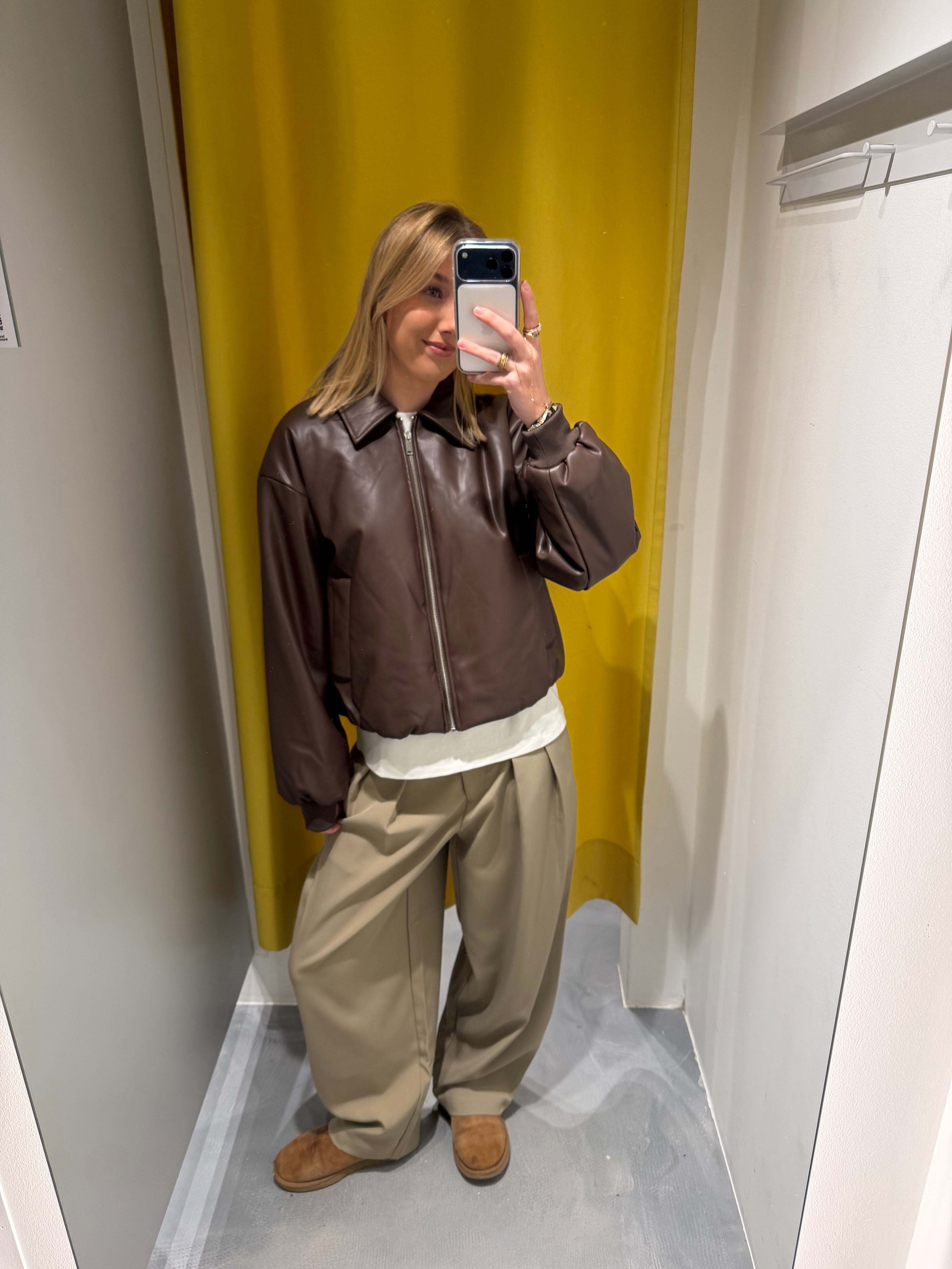 PCLARA Otw Bomber - Hot Fudge